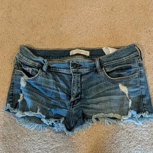 Abercrombie and Fitch cut off Jean shorts